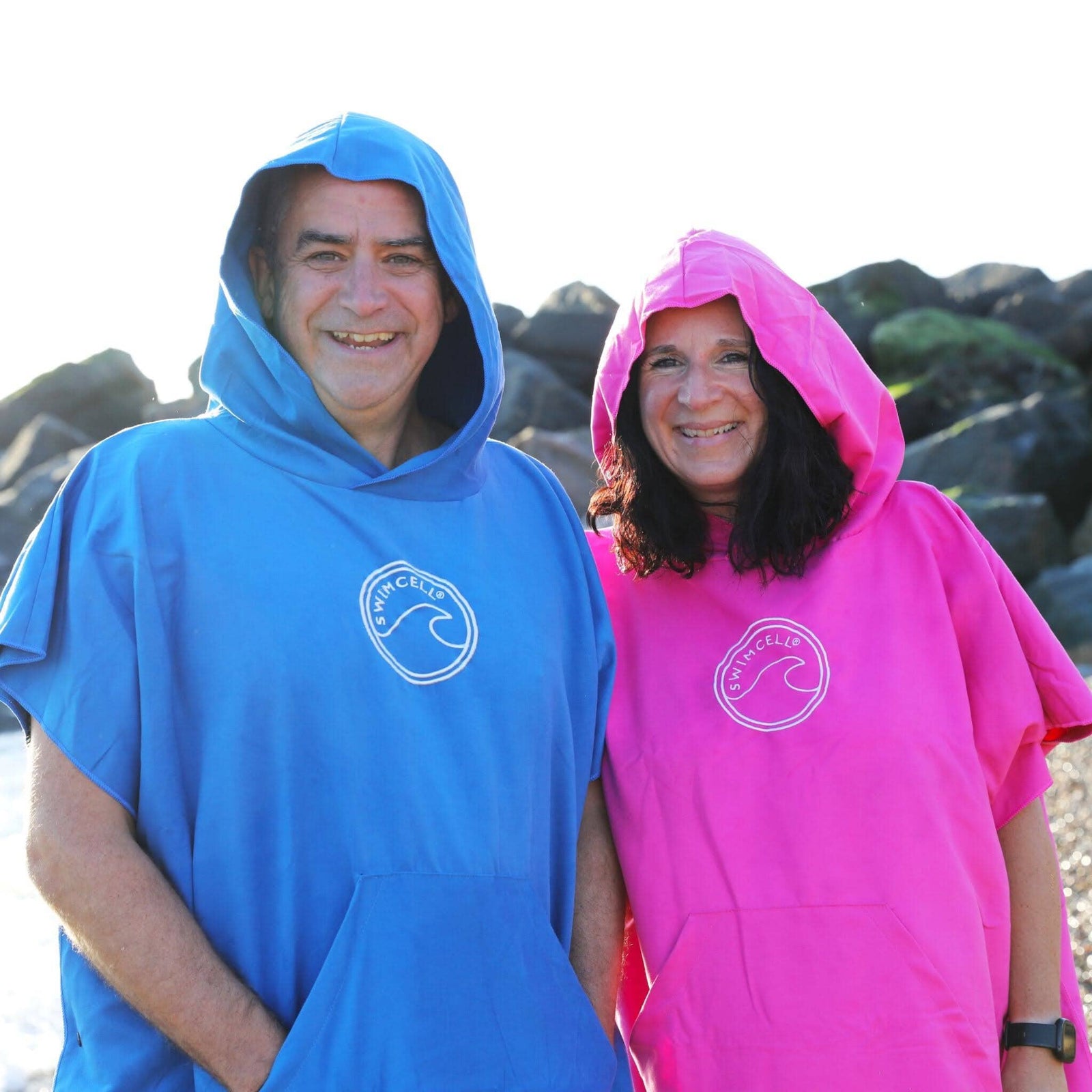 Why a Lightweight Microfibre Surf Poncho Makes Changing Easy