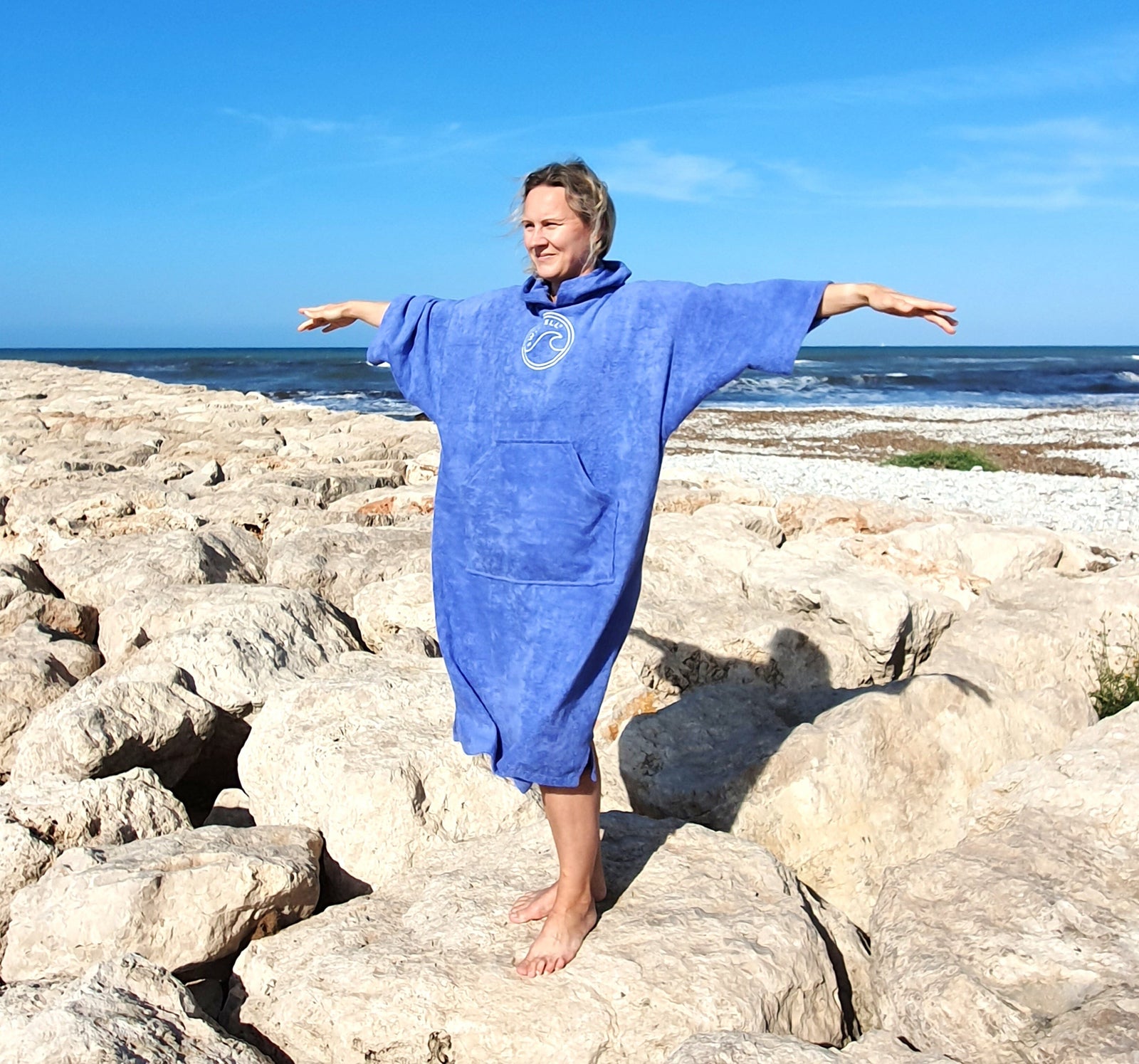 Open water swimming towel changing robe